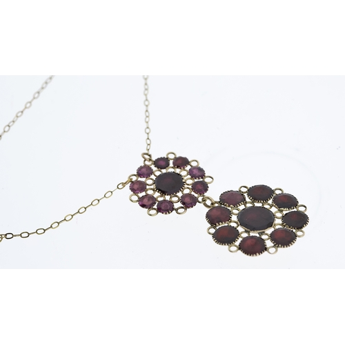 1289 - Antique georgian flat cut garnet necklace. Domed back. The pendant measures 2.2cm wide.