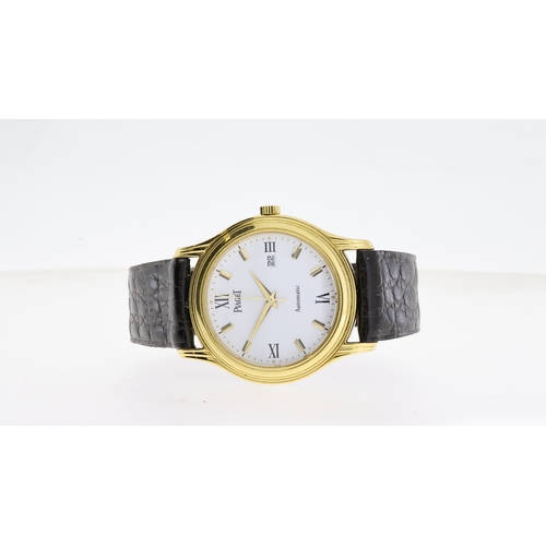 185 - 18ct PIAGET GOUVERNEAUR DRESS WATCH REFERENCE 24001 M 501 D,  white dial with Roman numerals and gol... 