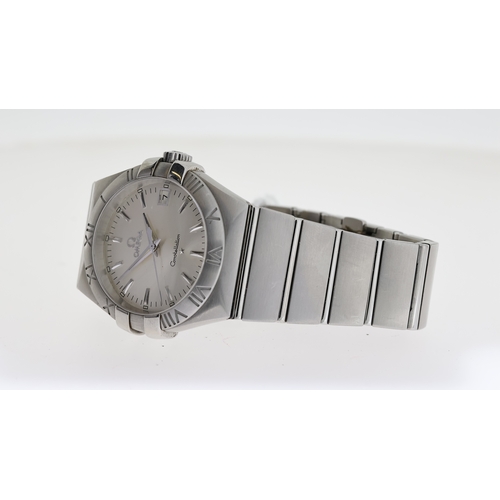 187 - OMEGA CONSTELLATION DOUBLE EAGLE, silver dial, block hour markers, Roman numeral bezel, 37mm stainle... 