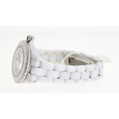 254 - CHANEL J12 WATCH, QUARTZ MOVEMENT, white ceramic bracelet, date aperture between 4-5 o'clock, curren... 