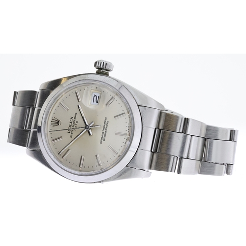 42 - VINTAGE ROLEX OYSTER PERPETUAL DATE CIRCA 1964, circular silver dial with baton hour markers, date a... 