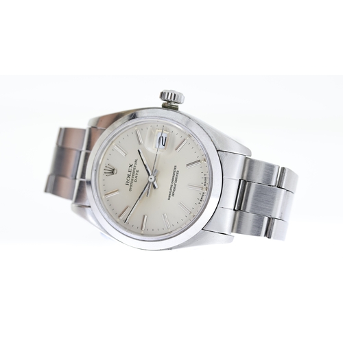 42 - VINTAGE ROLEX OYSTER PERPETUAL DATE CIRCA 1964, circular silver dial with baton hour markers, date a... 