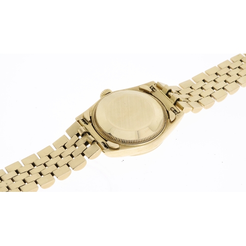 45 - 18CT LADIES ROLEX DATEJUST CIRCA 1986, circular champagne dial with baton hour markers, date apertur... 