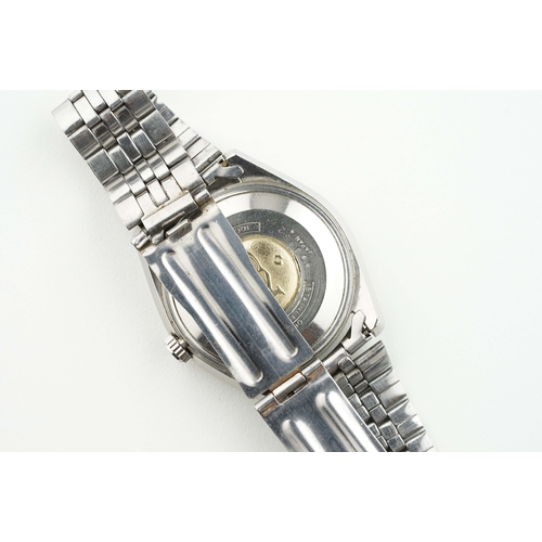 291 - CHANEL PREMIERE CHAIN QUARTZ WATCH STAINLESS STEEL, currently running