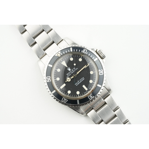 321 - ROLEX OYSTER PERPETUAL SUBMARINER W/ GUARANTEE PAPERS REF. 5513 CIRCA 1977, circular black dial with... 