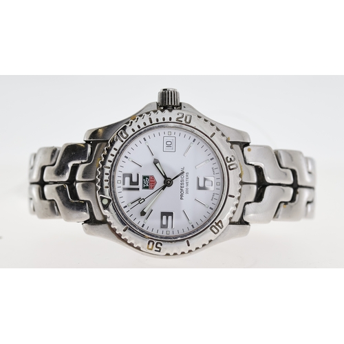 118 - TAG HEUER PROFESSIONAL REF WT1214, approx 36mm white dial, baton hour markers, date aperture at 3 o'... 