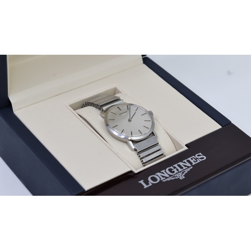 240 - ****TO BE SOLD WITHOUT RESERVE*** LONGINES WATCH REF 17 988952 W/BOX , approx 35mm dial, quartz move... 