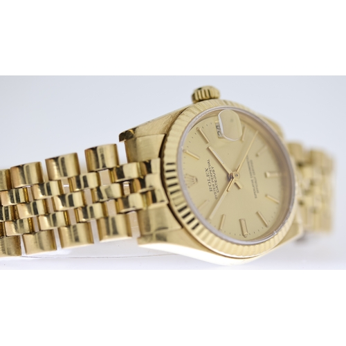 43 - 18CT ROLEX OYSTER PERPETUAL DATE REFERENCE 68278, circular champagne dial with baton hour markers, d... 