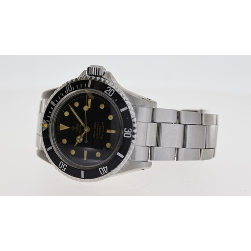 29 - VINTAGE TUDOR OYSTER PRINCE SUBMARINER 7928 CIRCA 1962, circular black gilt dial with baton hour mar... 