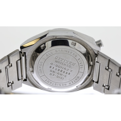 9 - CITIZEN BULLHEAD CHRONOGRAPH AUTOMATIC WITH BOX, circular gold dial with baton hour markers, chronog... 