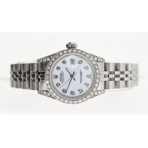 45 - LADIES ROLEX DATEJUST DIAMONDS REFERENCE 69174 CIRCA 1984, circular white dial with diamond dot hour... 