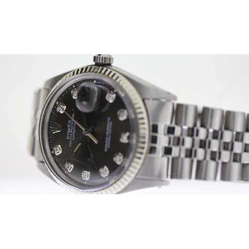 50 - VINTAGE ROLEX DATEJUST DIAMOND DOT REF 1601 CIRCA 1972, circular grey sunburst dial with diamond dot... 