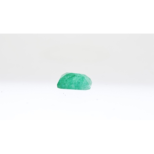 1101 - *TO BE SOLD WITHOUT RESERVE* TREATED EMERALD STONE WITH CERTIFICATE