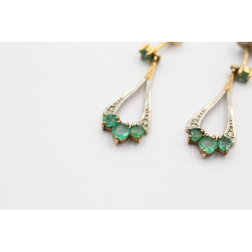 1040 - 9ct Gold Emerald And Diamond Accented Drop Earrings (1.5g)