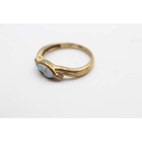 1041 - 9ct Gold Diamond & Opal Dress Ring - As Seen (2.3g)