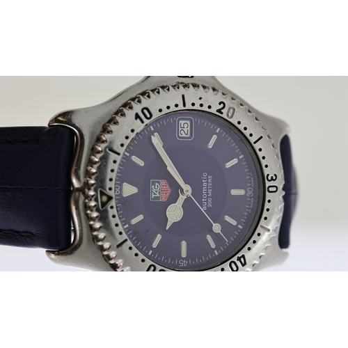 132 - TAG HEUER PROFFESIONAL 200 AUTOMATIC REFERENCE WI2111, blue dial, luminous hour markers, date apertu... 