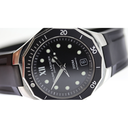 153 - BAUME & MERCIER RIVIERA AUTOMATIC REF 65625, approx 38mm black dial, round hour markers, date apertu... 