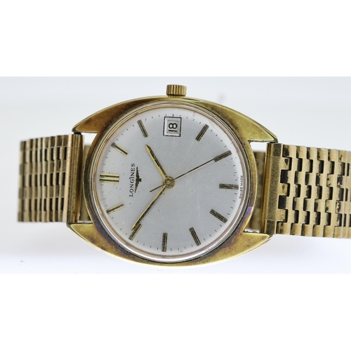 21 - VINTAGE LONGINES AUTOMATIC REFERENCE 8307-5, circular silver dial with baton hour markers, date aper... 