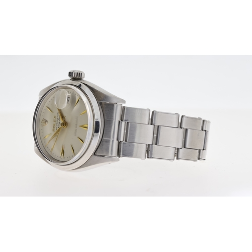 36 - VINTAGE ROLEX AIR KING DATE REFERENCE 5700 CIRCA 1977, circular silver dial with dagger hour markers... 