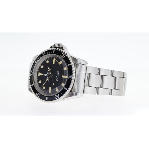 50 - VINTAGE ROLEX SUBMARINER REFERENCE 5513 CIRCA 1967, circular matte black dial with patina hour marke... 