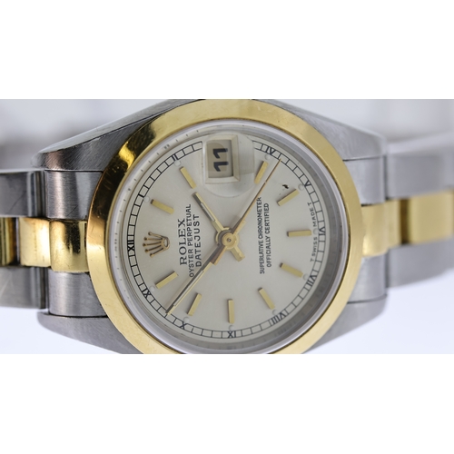 66 - LADIES ROLEX DATEJUST 26 STEEL & GOLD W/BOX, approx 24mm circular champagne dial with baton hour mar... 