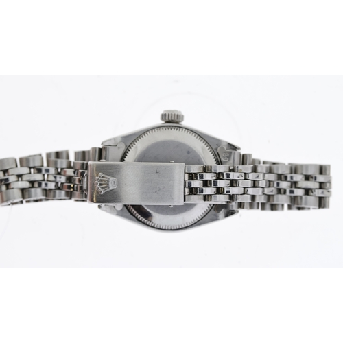 67 - ROLEX OYSTER PERPETUAL DATE REFERENCE 6515, silver dial, polished bezel, inner case back signed and ... 
