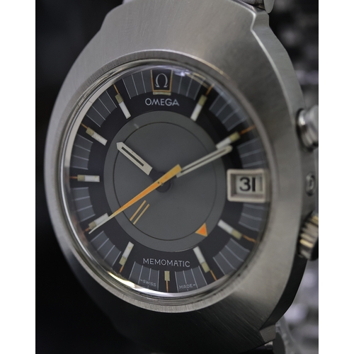 15 - RARE OMEGA MEMOMATIC ALARM WATCH REFERENCE 166.071 CIRCA 1969, circular grey and black dial with bat... 