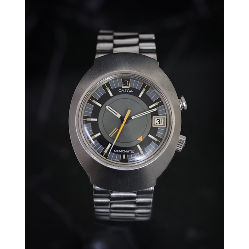 15 - RARE OMEGA MEMOMATIC ALARM WATCH REFERENCE 166.071 CIRCA 1969, circular grey and black dial with bat... 