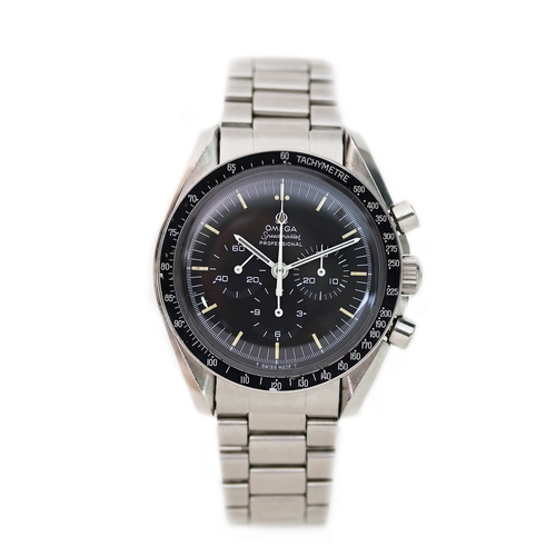 31 - VINTAGE OMEGA SPEEDMASTER STRAIGHT WRITING WITH OMEGA EXTRACT 1971, circular black dial with baton t... 