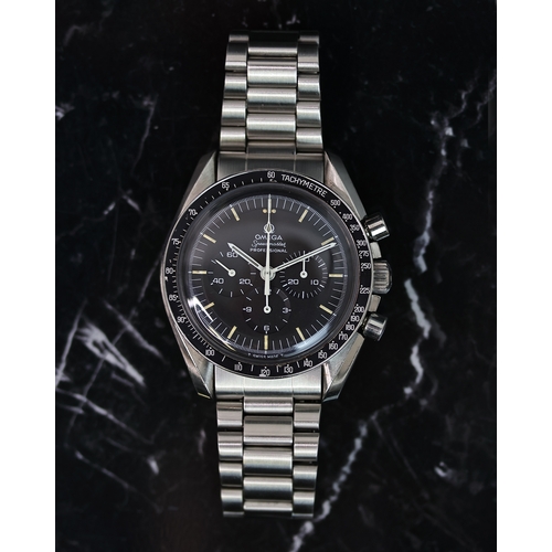 31 - VINTAGE OMEGA SPEEDMASTER STRAIGHT WRITING WITH OMEGA EXTRACT 1971, circular black dial with baton t... 