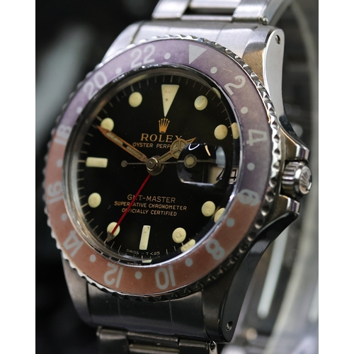 37 - VINTAGE ROLEX GMT MASTER REFERENCE 1675 CIRCA 1964, circular gloss gilt dial with patina hour marker... 