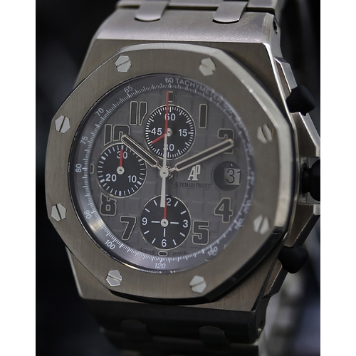 38 - AUDEMARS PIGUET ROYAL OAK OFFSHORE TITANIUM CHRONOGRAPH BOX AND PAPERS 2011, circular grey waffle ef... 