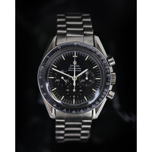 56 - VINTAGE OMEGA SPEEDMASTER PROFESSIONAL REFERENCE 145.022 CIRCA 1978, circular black dial with baton ... 