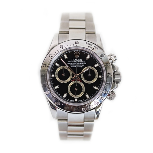 64 - ROLEX COSMOGRAPH DAYTONA REFERENCE 116520 CIRCA 2000, circular gloss black dial with applied hour ma... 