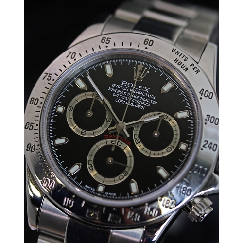 64 - ROLEX COSMOGRAPH DAYTONA REFERENCE 116520 CIRCA 2000, circular gloss black dial with applied hour ma... 