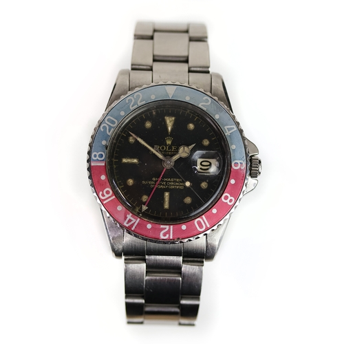 68 - VINTAGE ROLEX GMT MASTER REFERENCE 1675 BOX AND PAPERS 1962, circular gilt aged dial with dot hour m... 