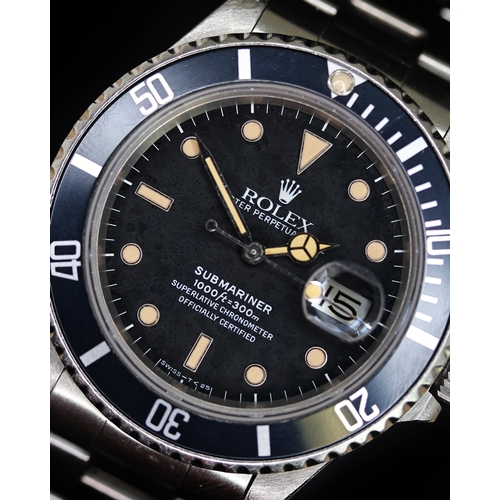 73 - ROLEX SUBMARINER REFERENCE 168000 CIRCA 1986, circular black matte aged dial with applied patina hou... 