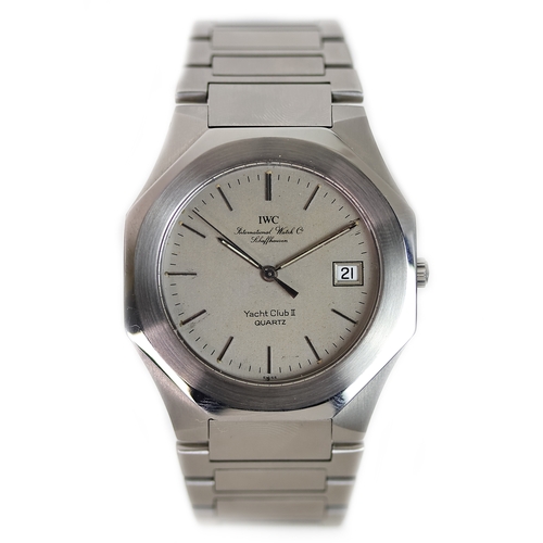 88 - RARE IWC YACHT CLUB II JUMBO REFERENCE 3311 QUARTZ CIRCA 1980, circular silver dial with baton hour ... 