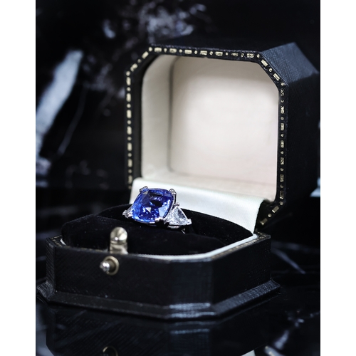 91 - FINE 8.26CT UNTREATED SAPPHIRE AND DIAMOND RING,  fine blue sapphire, rectangular cushion cut, mount... 