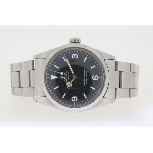12 - VINTAGE ROLEX EXPLORER REFERENCE 1016 CIRCA 1975 W/BOX, circular black service tritium dial with bat... 