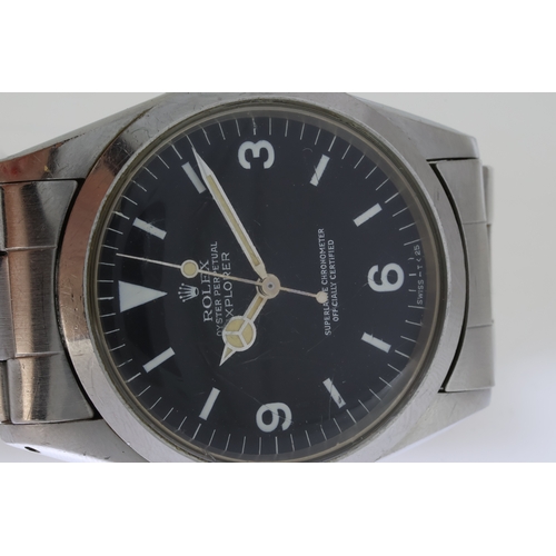 12 - VINTAGE ROLEX EXPLORER REFERENCE 1016 CIRCA 1975 W/BOX, circular black service tritium dial with bat... 