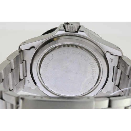 15 - VINTAGE TUDOR SUBMARINER REFERENCE 7016 CIRCA 1976 ROYAL NAVY DIVER WATCH, circular black service di... 