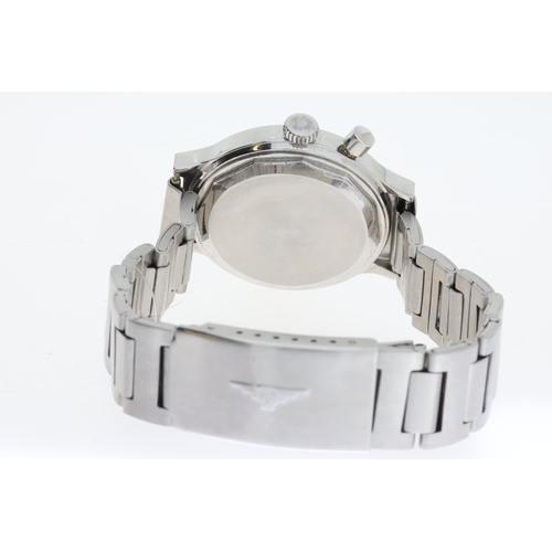 19 - RARE LONGINES CONQUEST MONOPUSHER CIRCA 1972 MUNICH OLYMPICS REF 8612-2, circular silver dial with b... 