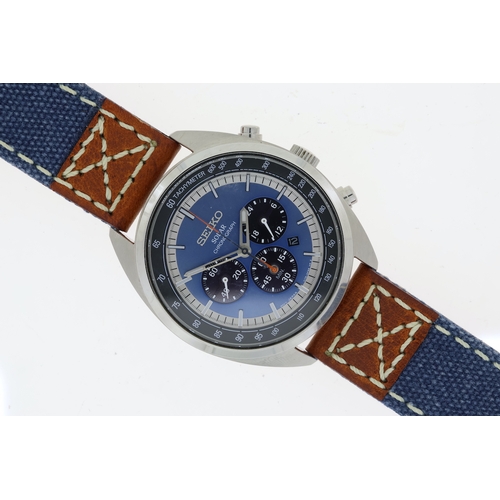 Solar hot sale chronograph v175