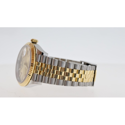 37 - ROLEX DATEJUST 36 STEEL AND GOLD REFERENCE 126233 BOX AND PAPERS 2020, circular champagne dial with ... 
