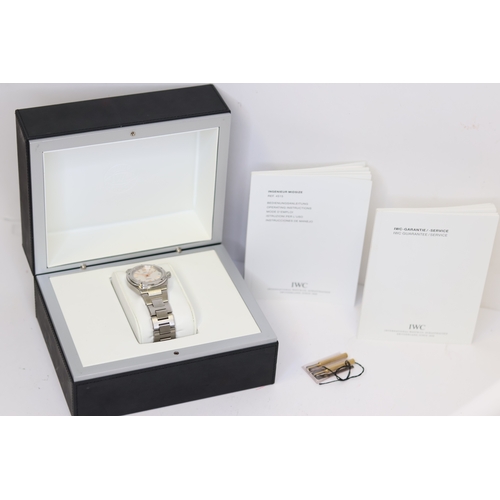 10 - IWC INGENIEUR MID SIZE AUTOMATIC REFERENCE 4515 WITH BOX, circular silver textured dial with rose go... 