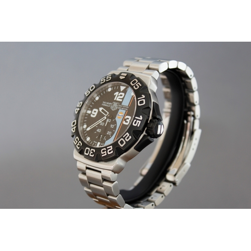 8 - TAG HEUER AQUARACER CHRONOGRAPH REFERENCE CAF2010 BOX AND PAPERS 2011, circular black dial with bato... 