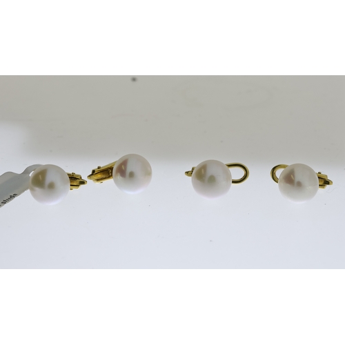 1033 - N.O.S 18ct yellow gold Fresh Water pearl Dress Studds x4