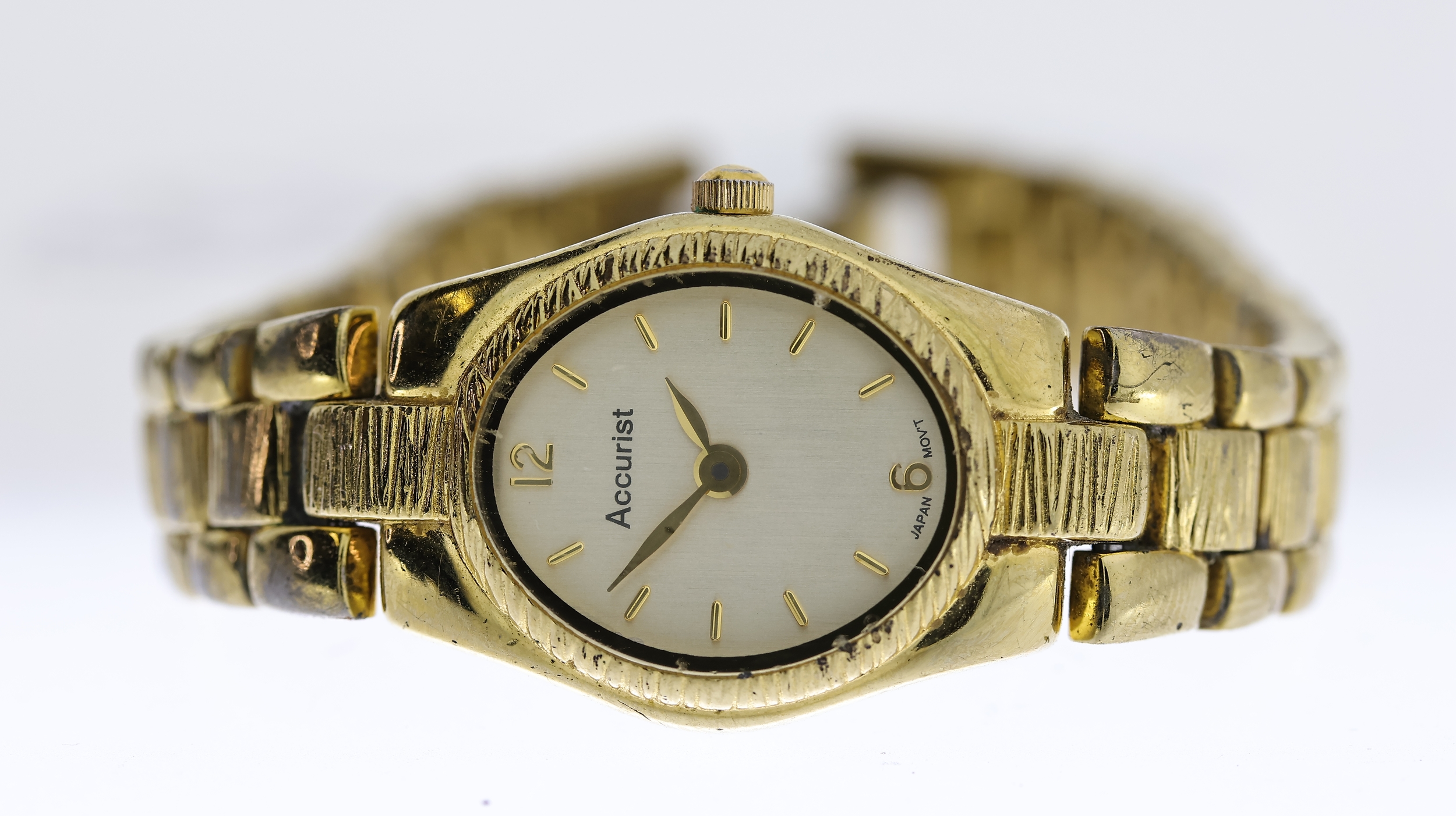 Accurist quartz cheap watch