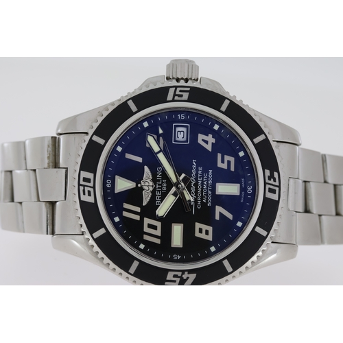 56 - BREITLING SUPEROCEAN AUTOMATIC REFERENCE A17364 WITH BOX, circular black dial with arabic numeral ho... 